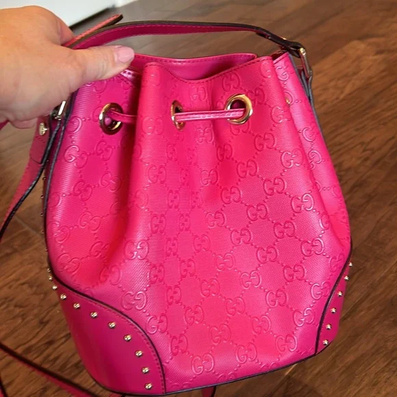 Stunning Gucci GG Guccissima Studded Bucket Bag - Picture 7 of 16